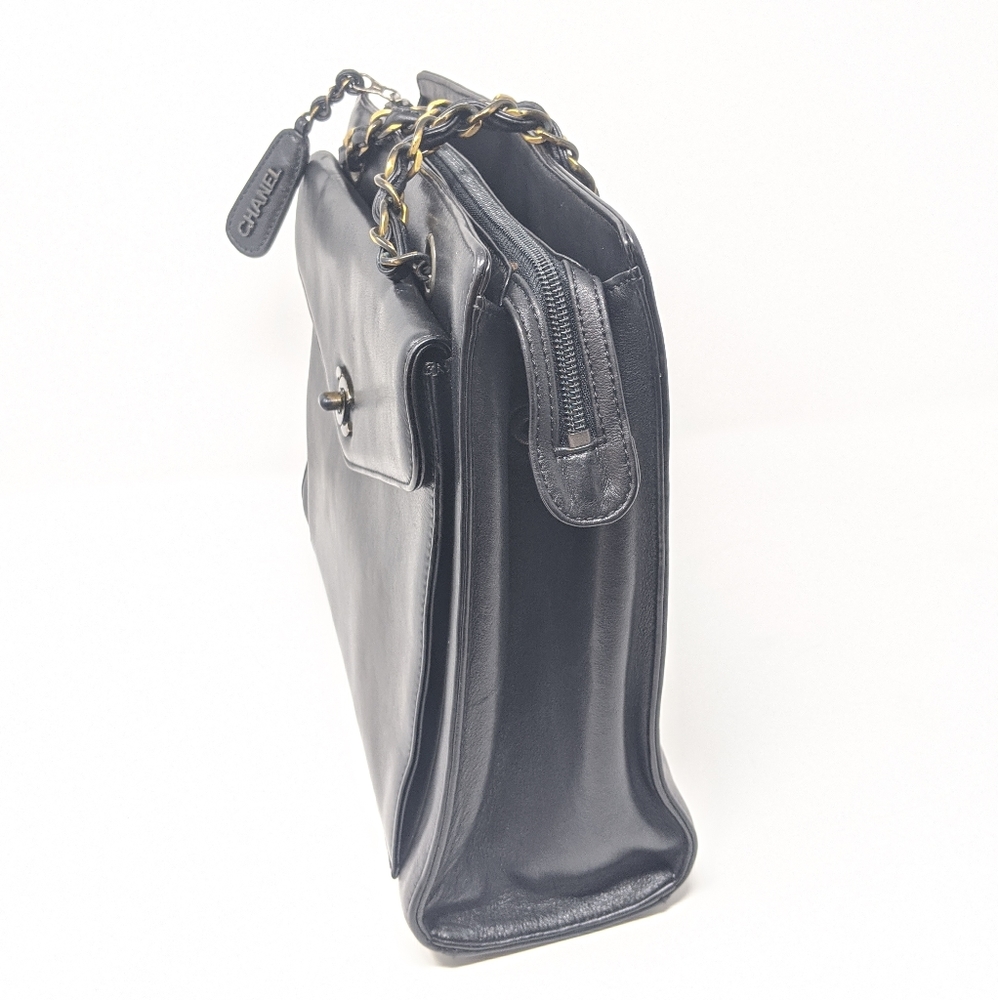 🎉 SALE 🎉 CHANEL BlACK BAG FRONT FLAP CHAIN TOTE More Pics!🎉 Vintage! 🦄 - Picture 7 of 16